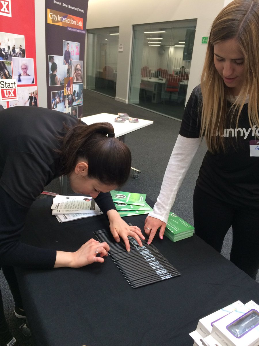 BunnyfootSays's tweet image. Bunnyfooters getting precise @cinteractionlab #HCID2017 #BootstrapUX