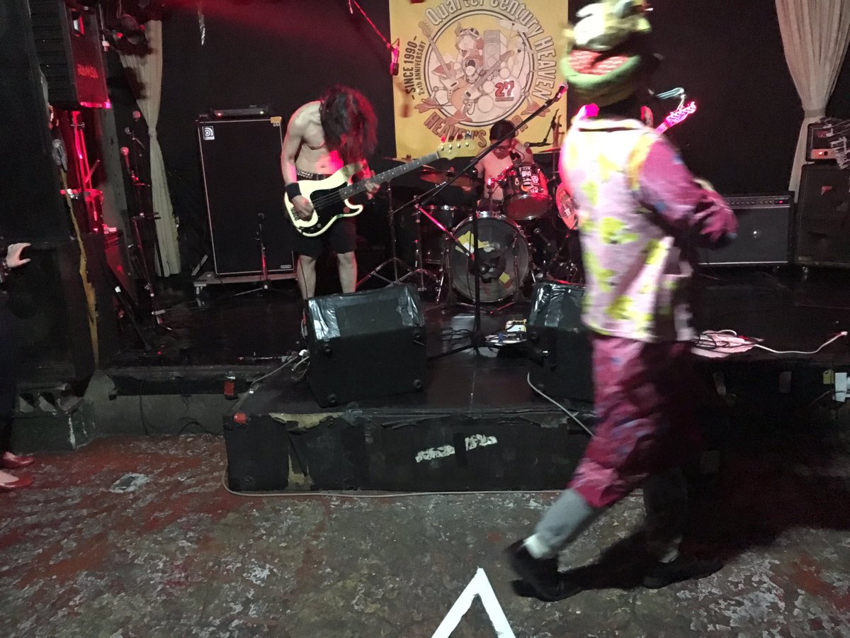 ひんでんさんは司会。バンド「1969」企画LIVE。@ヘブンズドア。 ひんでんさんは司会。バンド「1969」企画LIVE。@ヘブンズドア。