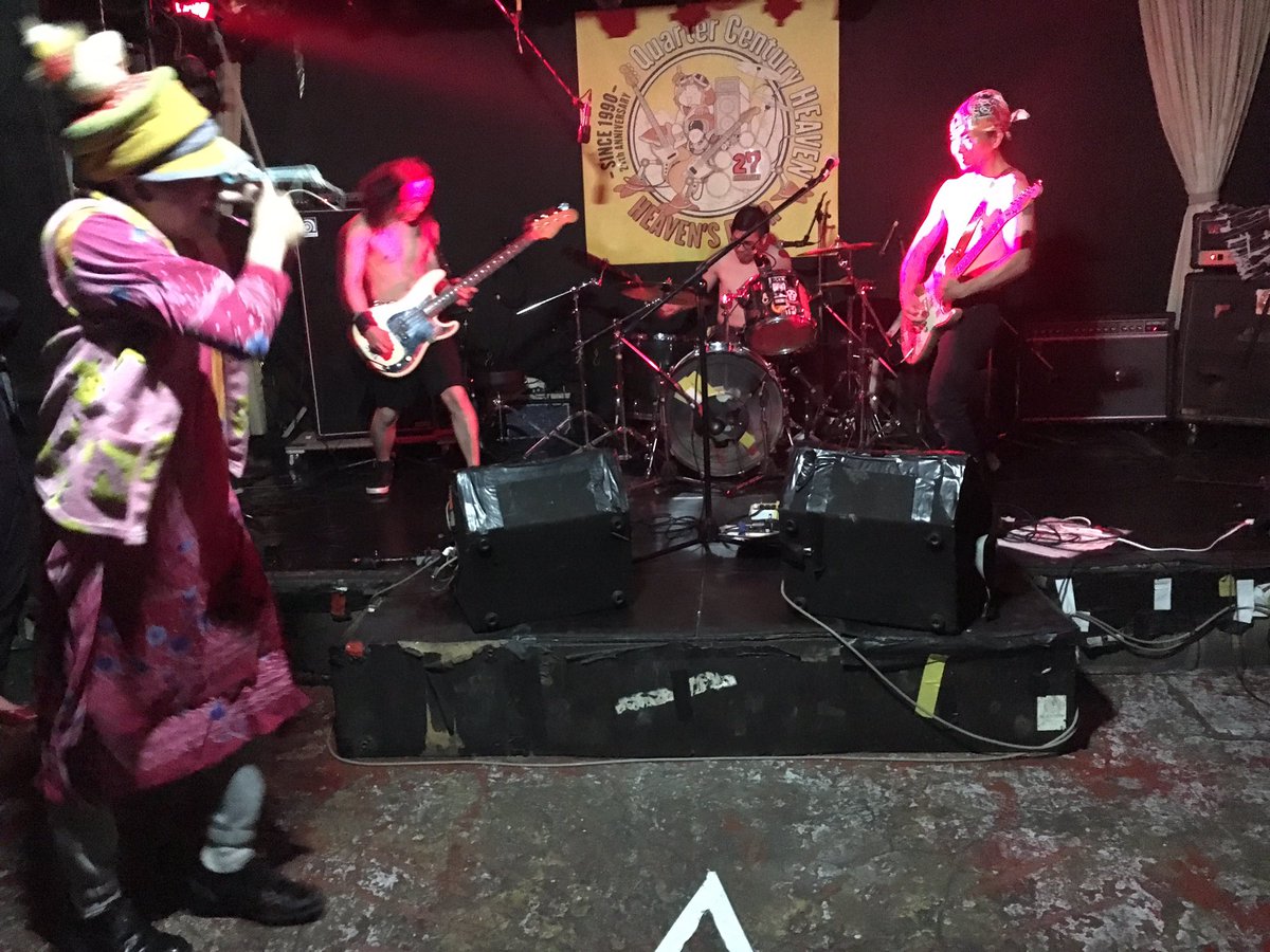 ひんでんさんは司会。バンド「1969」企画LIVE。@ヘブンズドア。 ひんでんさんは司会。バンド「1969」企画LIVE。@ヘブンズドア。