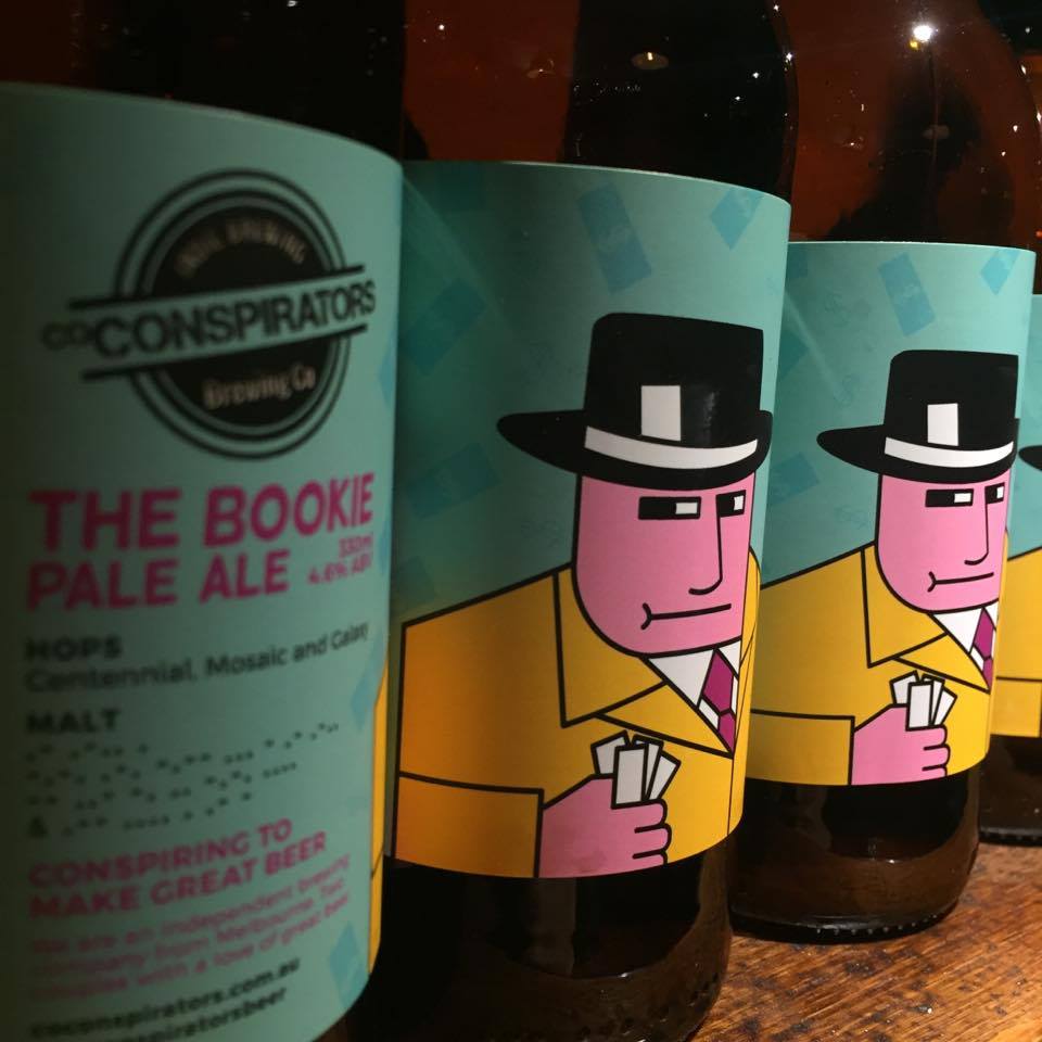 FarSideBeers's tweet photo. @CoConBeer Bookie Pale Ale, tasting super fresh and sitting pretty in the fridge! Butcher Red IPA tapped as well! 🍻 #craft #craftbeer #BEER https://t.co/0vATVgyCb7