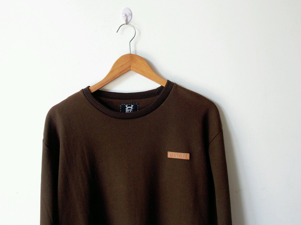 airbackstore's tweet image. Sweater "BEHOLD" Brown, Available in our store. IDR 250.000,- #airback #airbackstore instagram.com/airback_catalog