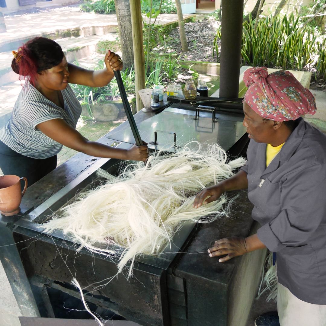 TintsabaCraft's tweet image. We are so proud of our women and the products they make! Together we can weave a better life. #ladyboss #tintsaba #girlpower #swaziland