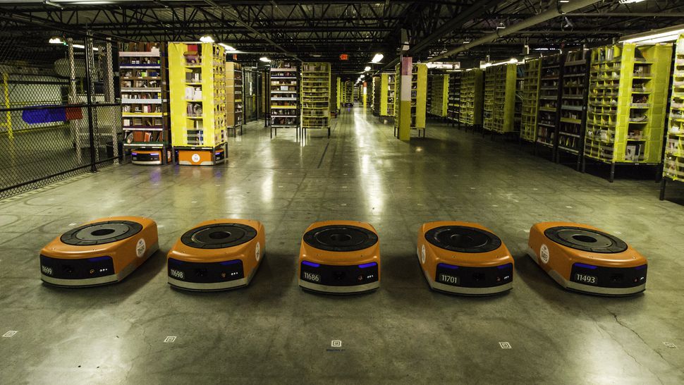 ExdocConsulting's tweet image. &quot;Los robots de Amazon ya preparan pedidos en España&quot; ow.ly/b4Fx30bdxVQ #ExdocEspaña @CdeLogistica CdeComunicación @cdecomunicacion