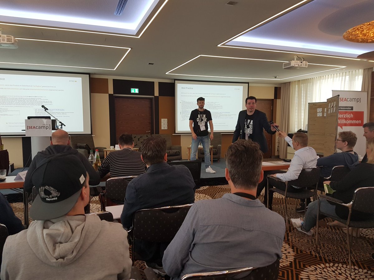 Spannender Vortrag von Oliver zur automatisierten Abdeckung aller Suchanfragen <a href="/smec/">smec</a> #SEAcamp