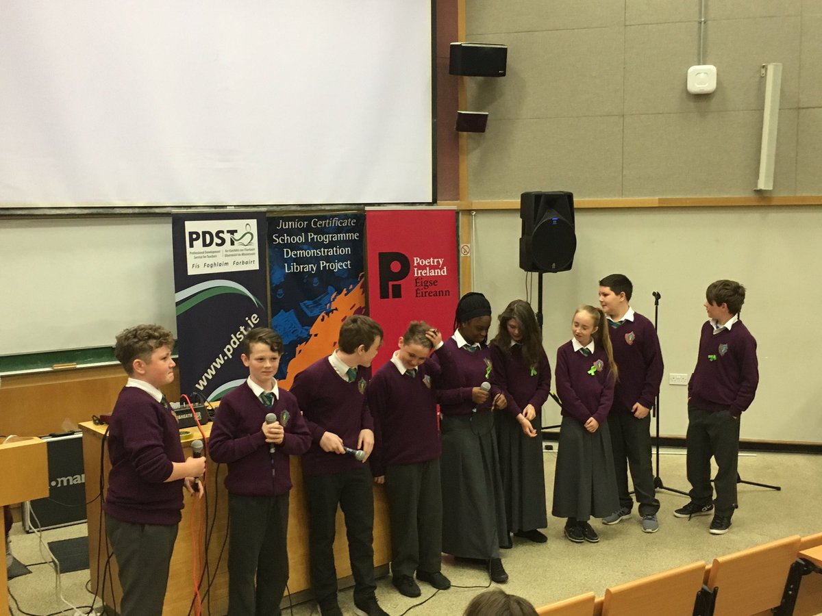 jcsplibraries's tweet image. Thomond CC Limerick take the stage at #WRaPParound. Fantastic performance @Thomondcclib @UCC