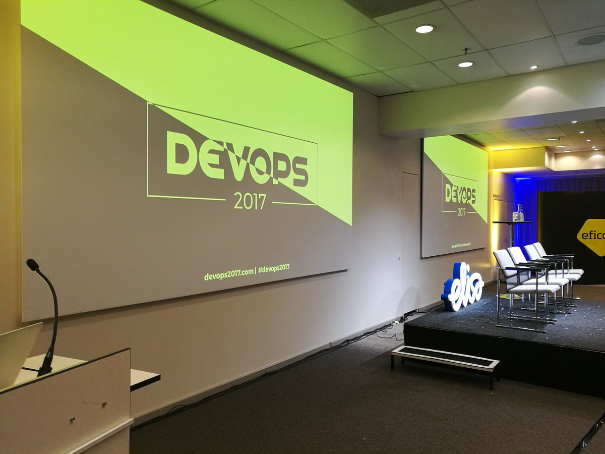 Jarkko_Moilanen's tweet image. #DevOps2017 Stagelle vähän ajan päästä. Aiheena api developer experience ja @APIOps. Hyvin väkee :)