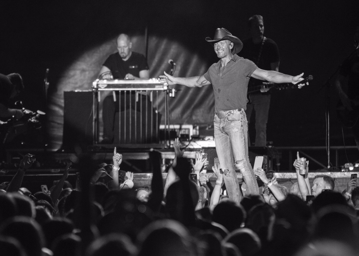 Happy 50th birthday to Tim McGraw! 