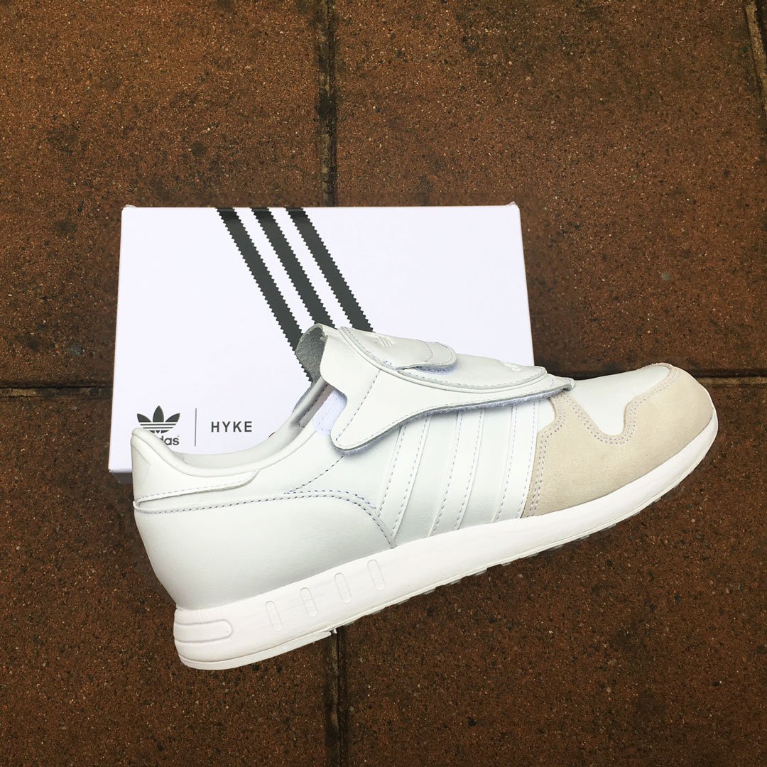 sole.lo℠ on Twitter: "adidas Originals X HYKE Japan AOH-006 Micropacer. Super - White £119.95. Free UK &amp; Ireland Shipping. https://t.co/ZntUorJhl1 https://t.co/OqZ9SYvtoe" / Twitter