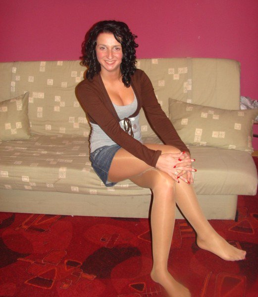 Pin Auf Amateur Pantyhose