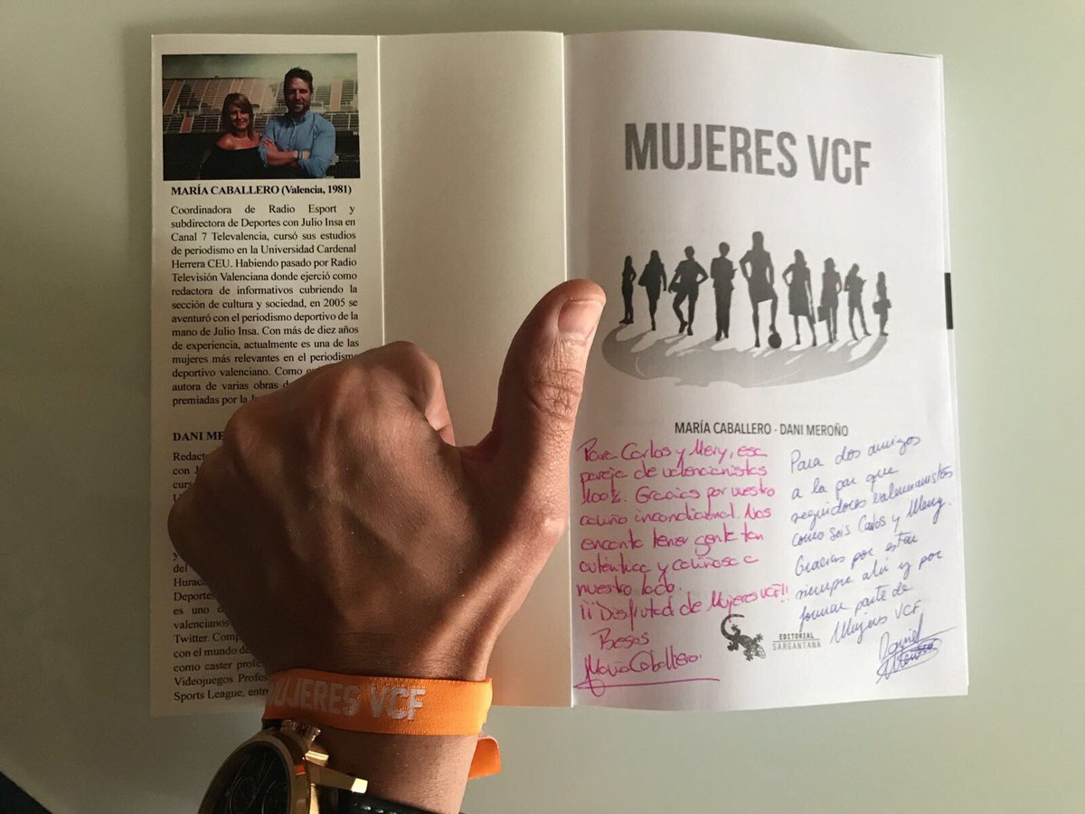 carlosVcf77's tweet photo. Un placer tener el libro en casa de @MujeresVcf ahora toca disfrutarlo. Muchas Gracias @Mery_Caballero @Dani_Merono https://t.co/AVlSCai18S