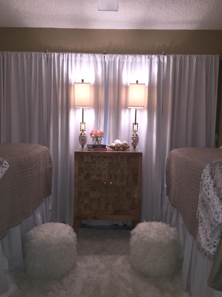 Zla Dorm Design On Twitter Using Drapes To Cover The Entire Wall