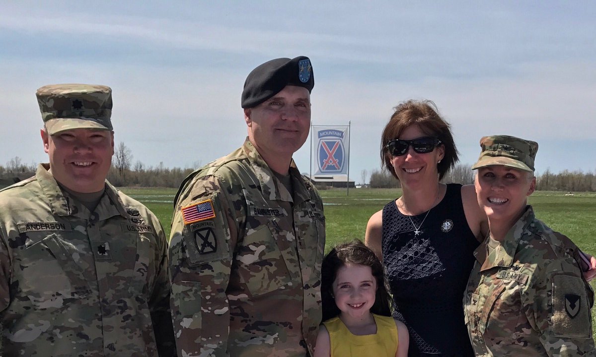 CarolTschida's tweet photo. The Mighty 10th Mountain DIV (LI) Change of Command ceremony.  MICC supports the Climb to Glory DIV with contracting optimization! https://t.co/yivct9QnYH