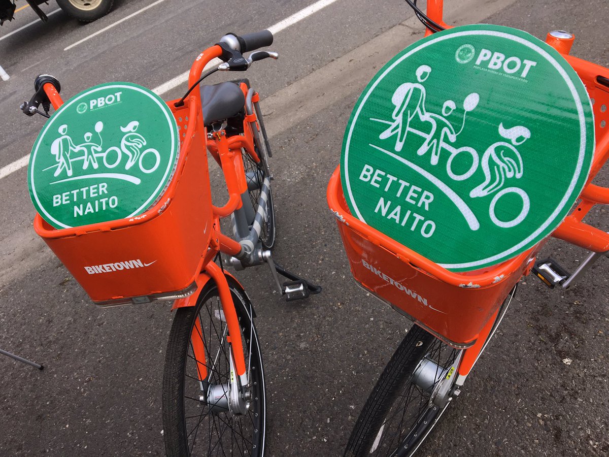 BikePortland's tweet image. #BetterNaito launch happening now