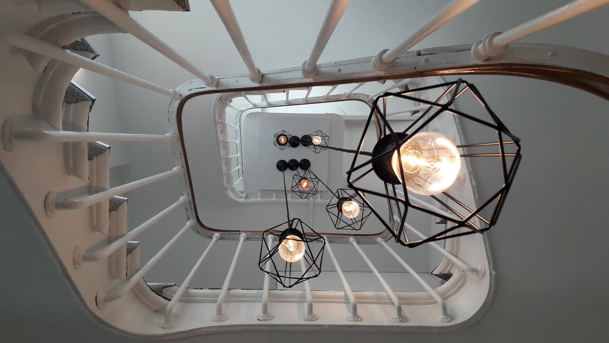 NexeoFinance's tweet image. Ce soir, c&apos;est crémaillère avec nos collaborateurs. Hâte de vous retrouver ;-) #EspritNexeo