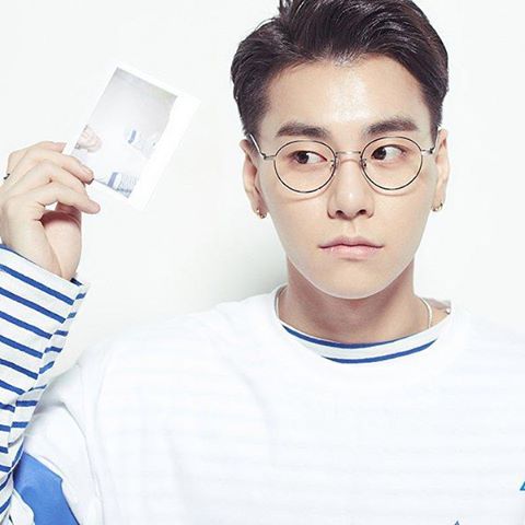 ToppDoggMY's tweet photo. Sorry For not updating about this earlier!!  As all know A-tom joined Produce101 season 2! Go watch his Replay -SHINEE performance! https://t.co/pO1chQ6Rqw