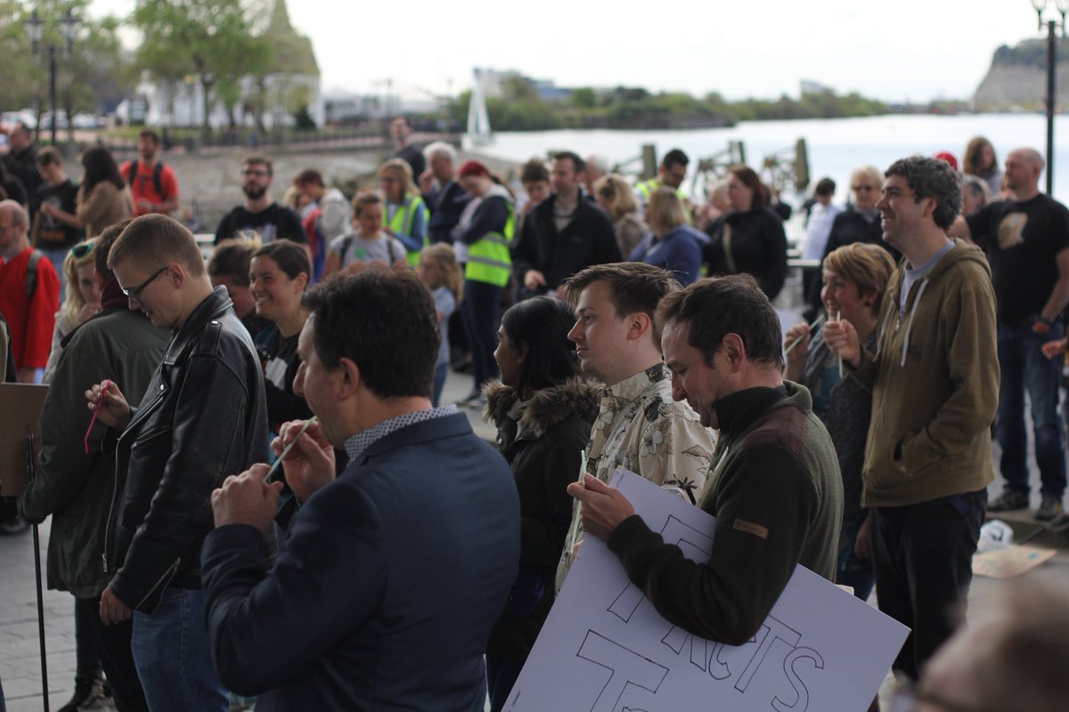 ScienceMarchCDF's tweet image. Fantastic photos by Hannah Cowell of the amazing crowd who joined the #marchforscience in #Cardiff on #EarthDay 2017