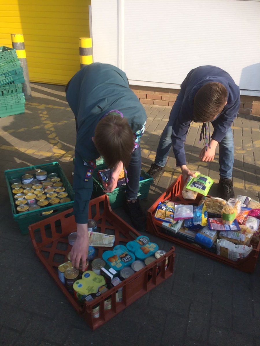 NourishFoodbank's tweet image. Huge thx 2 @RTWScouts 4 their fab St George's day collection of 307.25kgs. Well organised by 2nd RTW St. Pauls #rusthall #TunbridgeWells 👍👍
