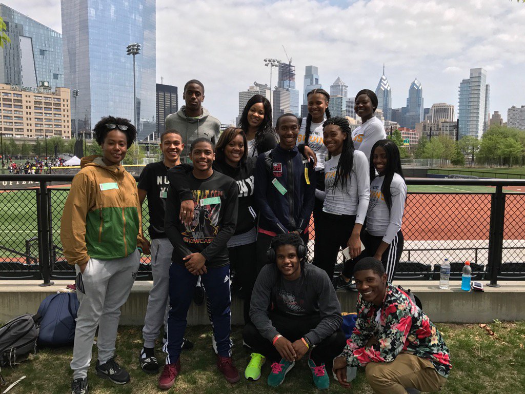 edu_carer's tweet photo. Wishing the Bethel Bruins track team the best of luck this weekend @pennrelays ....Let's get moving Bruins🏃🏾🏃🏾‍♀️ https://t.co/aGH7uQiok7