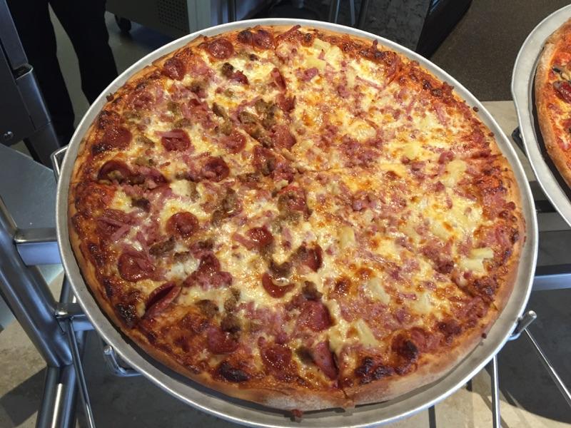 MossimosPizza's tweet photo. Why cook on a beautiful summer day let us do the cooking!!!
Try our full line of specialty pizzas!!..Yum!Yum!! #Mossimos #Pizza #Fonthill https://t.co/zTHYgRDJJn