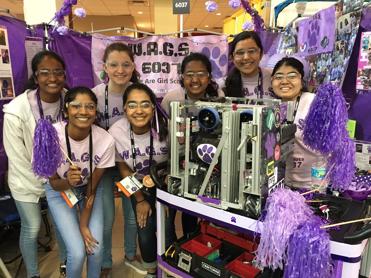 wagsrobotics's tweet image. We are having a WAGical time at Worlds! #omgrobots #picastem