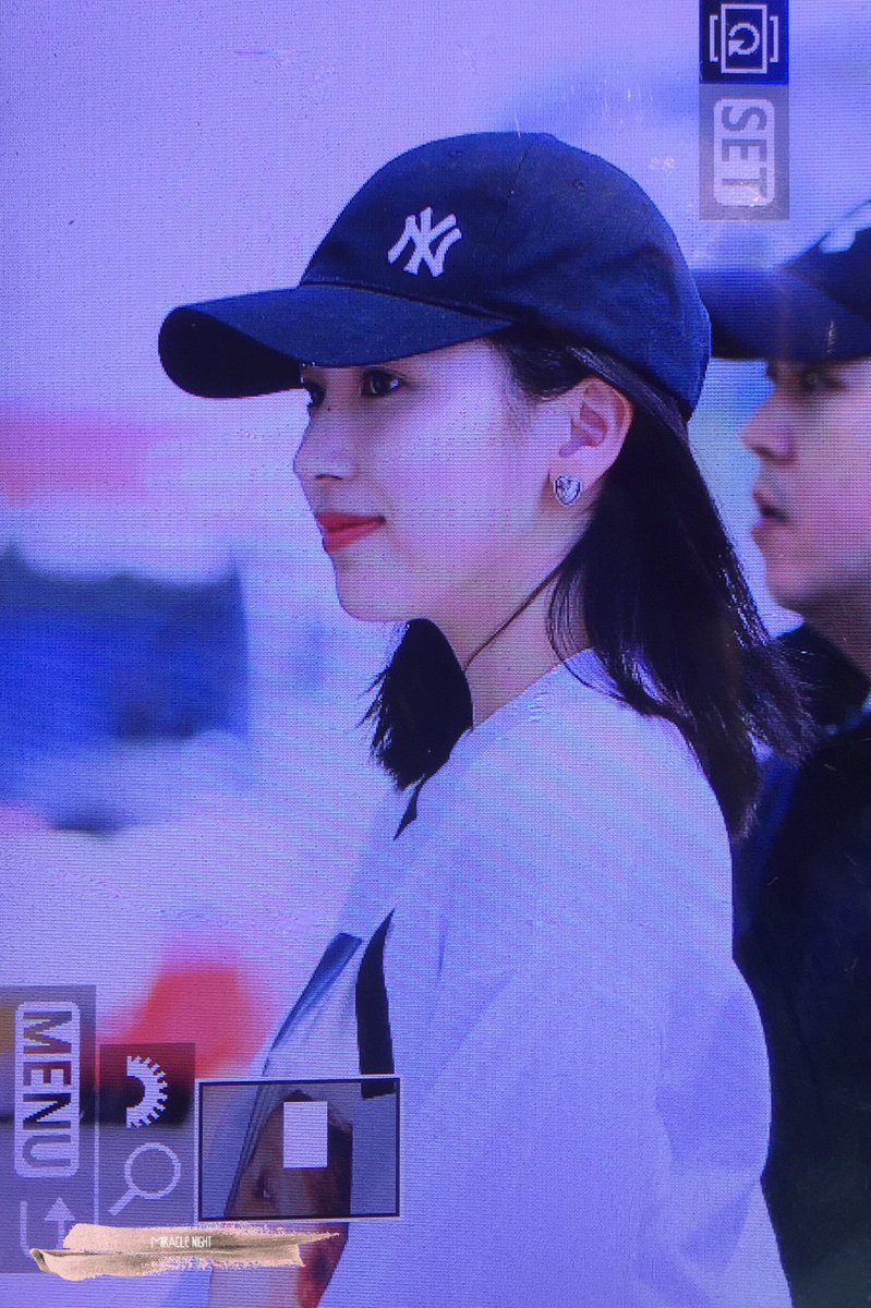 myoureina's tweet image. ❪✿❫ ━ ̲２̲７̲．̲０̲４̲．̲１̲７

↬#Uncanny #cap #stepstep #空港