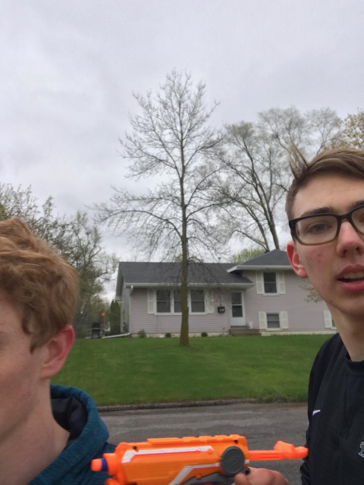 TheBigRoosters's tweet photo. Connor anhiallated @ 9:47. 2-0 @NLANerfWars2017 https://t.co/Lqg7a6Qnti