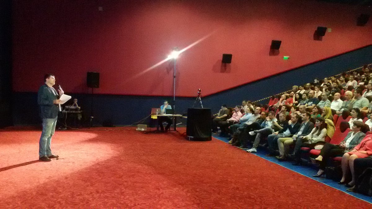 bulpros_com's tweet image. Our leading team shared with the employees the major achievements from Q1 2017 as well as the future ambitious goals #bulpros #success