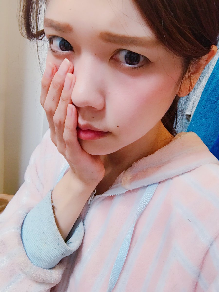 ふじヤン ほくろ占いによると 口のところのほくろは 困った時に誰か知恵を貸してくれたり 良い情報を教えてくれます