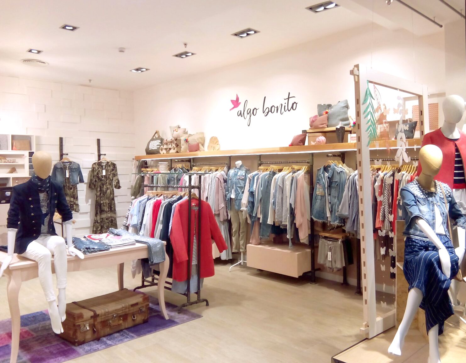 Algo bonito tienda ropa sales
