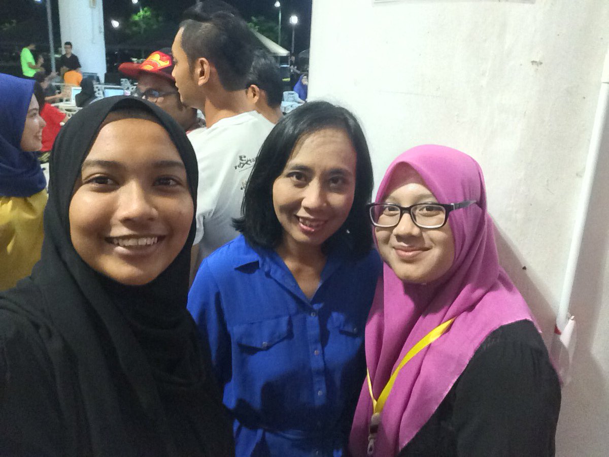 ftnhkimah's tweet photo. "when there's a will, there's a way" - Dr. Rafidah, encouraging students to live a healthy lifestyle #SadovsJelita #GenesisUMP #UMPPekan https://t.co/3UzIJHdVxV