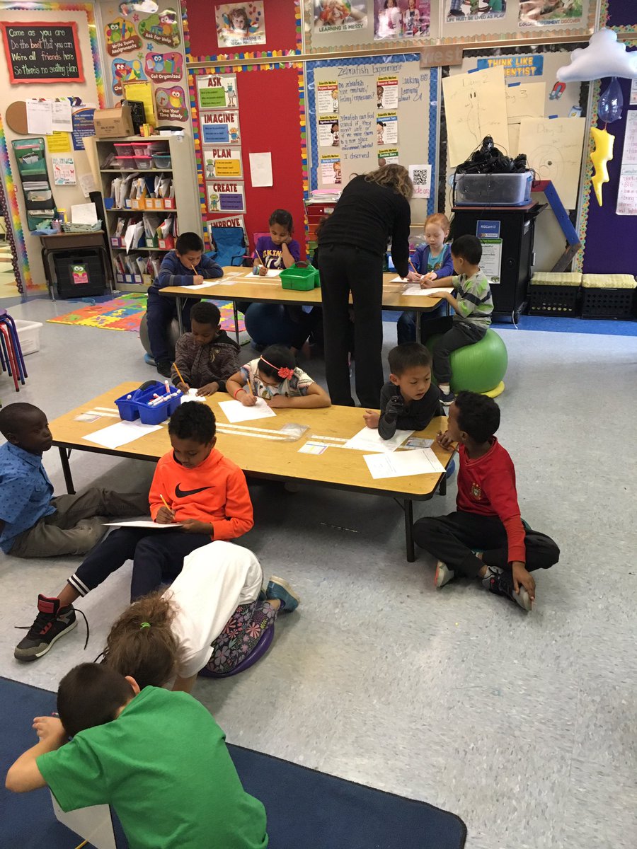 Learning how to create observations with our Mayo Scientist! #gagegators  @msesgators <a href="/Tim_InSciEder/">Tim Indahl</a> <a href="/InSciEdOut/">InSciEd Out</a>