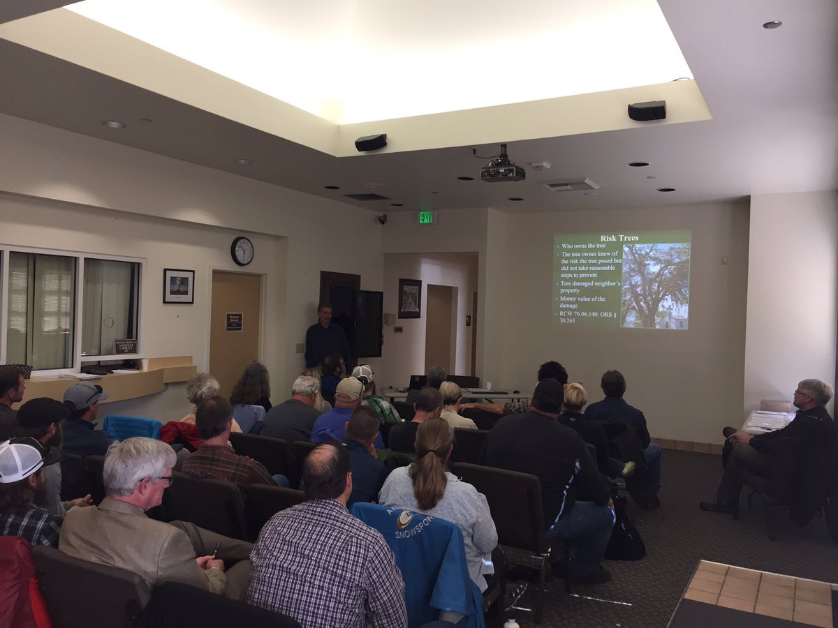 TVCanopy's tweet image. @goodtreepeople &amp;amp; @ISArboriculture continue to raise awareness about the &apos;standard of care&apos; for our #CommunityTrees