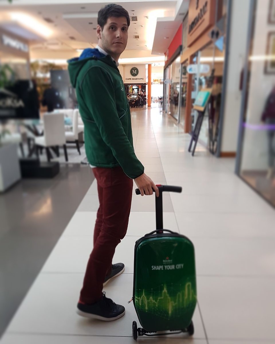 marceloburgosf's tweet photo. Habilitada la #GreenStorePy y ya pienso en Cardiff #ChampionsHeineken #UCL https://t.co/HOaurdkx9M