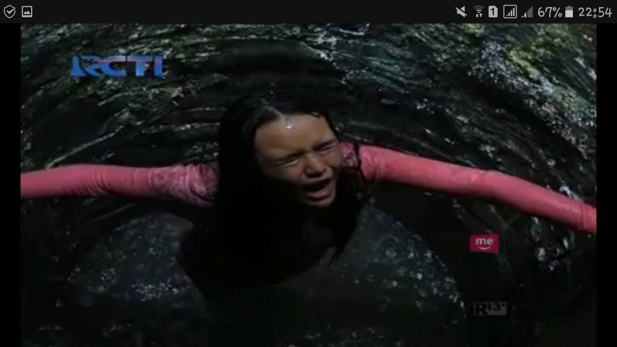 Kasian putri kecebur <a href="/amandamanopo/">AmandaGabriellaM.L</a>
