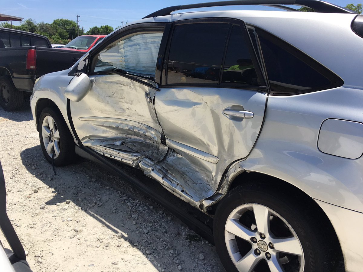 KenzeRae22's tweet photo. beyond blessed to say that @TylerMathis22 and I walked out with minor injuries after last nights accident. god is SO good!!!! https://t.co/nOAfsj2Vjn