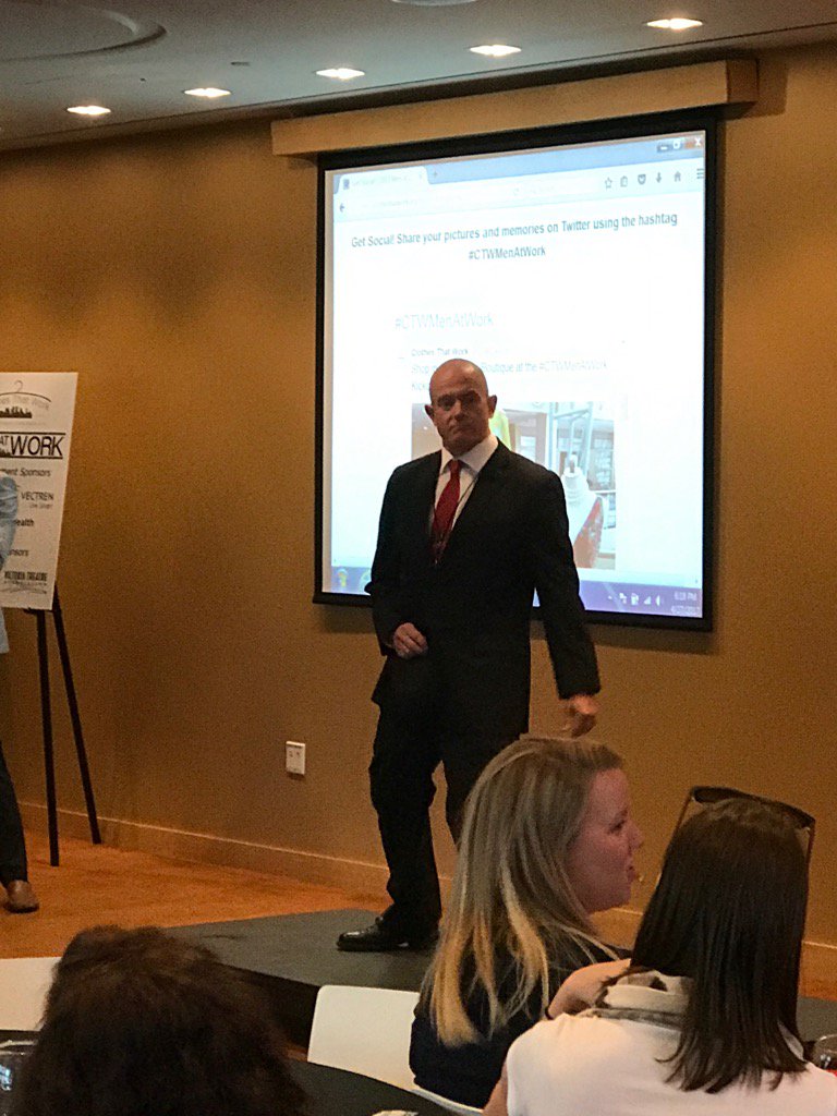 tcebarlow's tweet photo. Vote for Dan-O!  #ctwmenatwork @CTWDayton https://t.co/syGYxWGklc