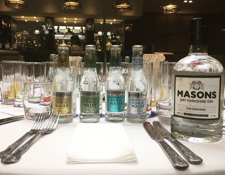 Tonight's talk <a href="/fencegateinn/">Fence Gate Inn</a> is brought to you by <a href="/FeverTreeMixers/">Fever-Tree Mixers</a> and @YorkshireGin the menu looks great! #theyorkshirespirit