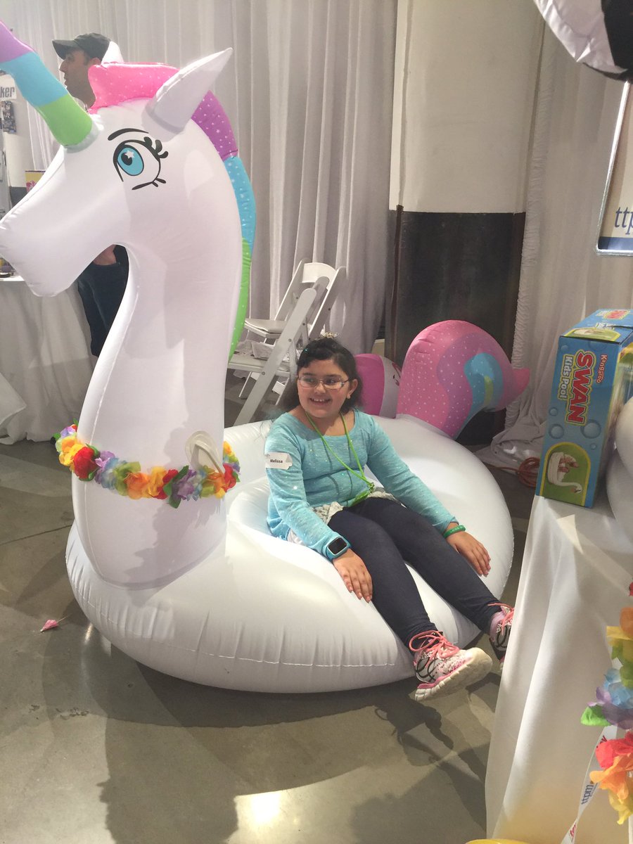 #Kangaroomfg #poolfloats