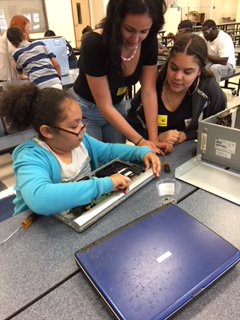 LehighElem's tweet image. Students and parents did some reverse engineering after school. Thank you high school student volunteers for your help! #loveleeschools
