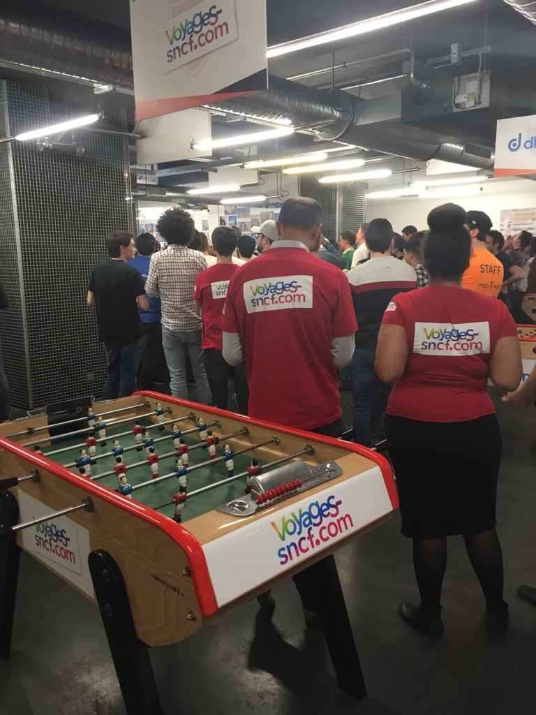 lucieimbert's tweet image. Ça commence #GamelleStarCup. Go go go la #teamVSC !!! @Voyagessncf_com @Mobiskill