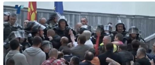 Προβολή εικόνας στο Twitter Προβολή εικόνας στο Twitter