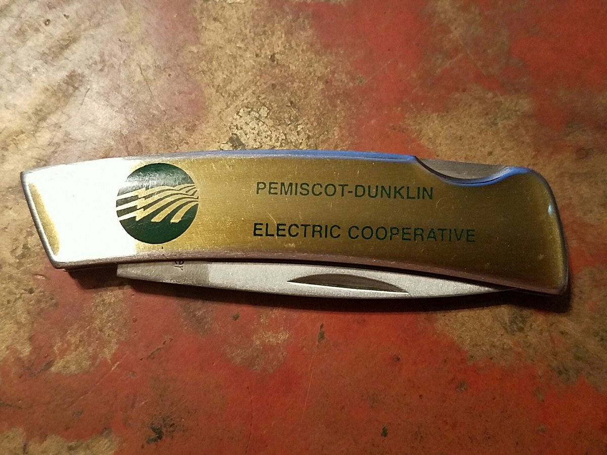 Hatchie4's tweet photo. Look at this on eBay https://t.co/iYINq8jykm
#kutmaster #pockerknives #pemiscot #dunklin #electriccooperatives https://t.co/78XfhaECx5