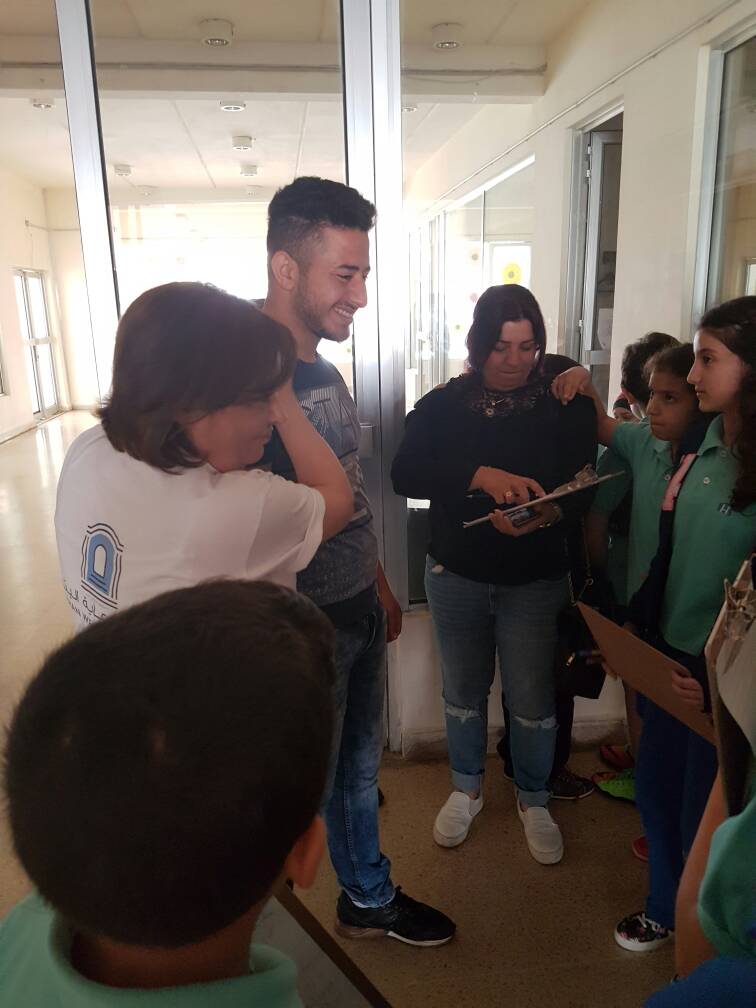 RHHS_PYPX's tweet photo. BE5/EB5: Poverty and Child Labor group members @ Ajyal Saida  #Collecting_data https://t.co/07EAxz18kK