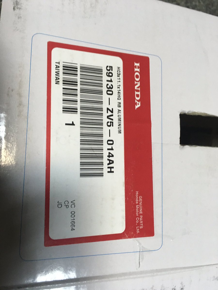 Продам гребной винт для Honda / Yamaha / Mercury. 10 шаг..