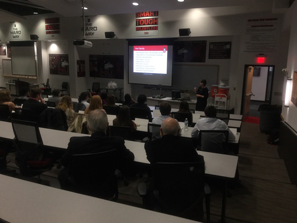 PhilVoorhisatc's tweet photo. Class of 2020 new athletic training student orientation.@NIU_ATP @NIUlive https://t.co/fr3fGkcBiZ