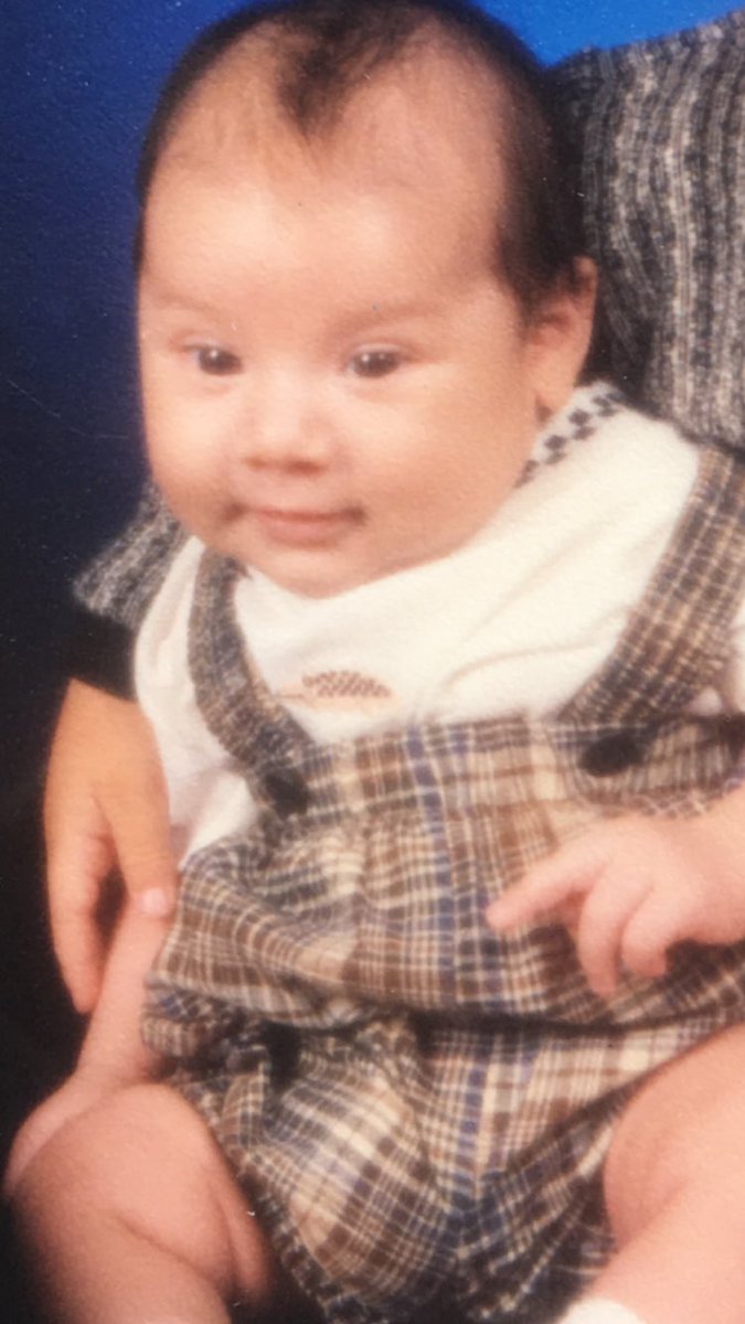josh really was the ugliest baby i've ever seen i've been laughing at his baby picture for the past 8 minutes