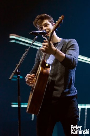 Shawn on stage tonight in Glasgow #IlluminateTourGlasgow