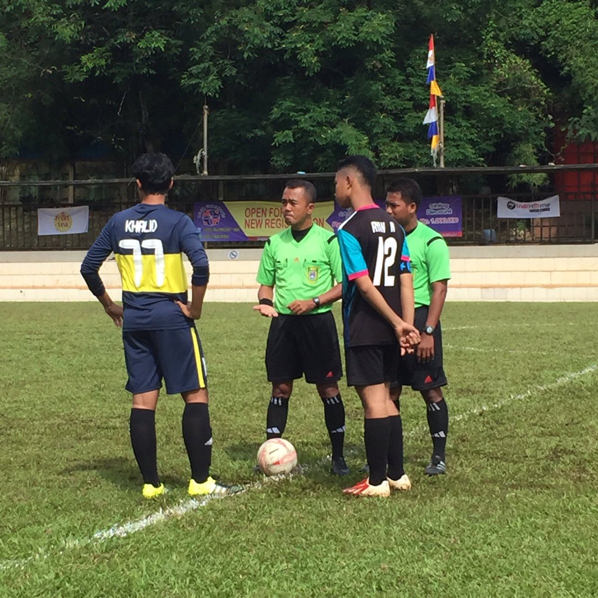 Perebutan juara 3 di Glori cup day 3 Mini Soccer Al Azhar Pusat melawan SMA 7 Bekasi