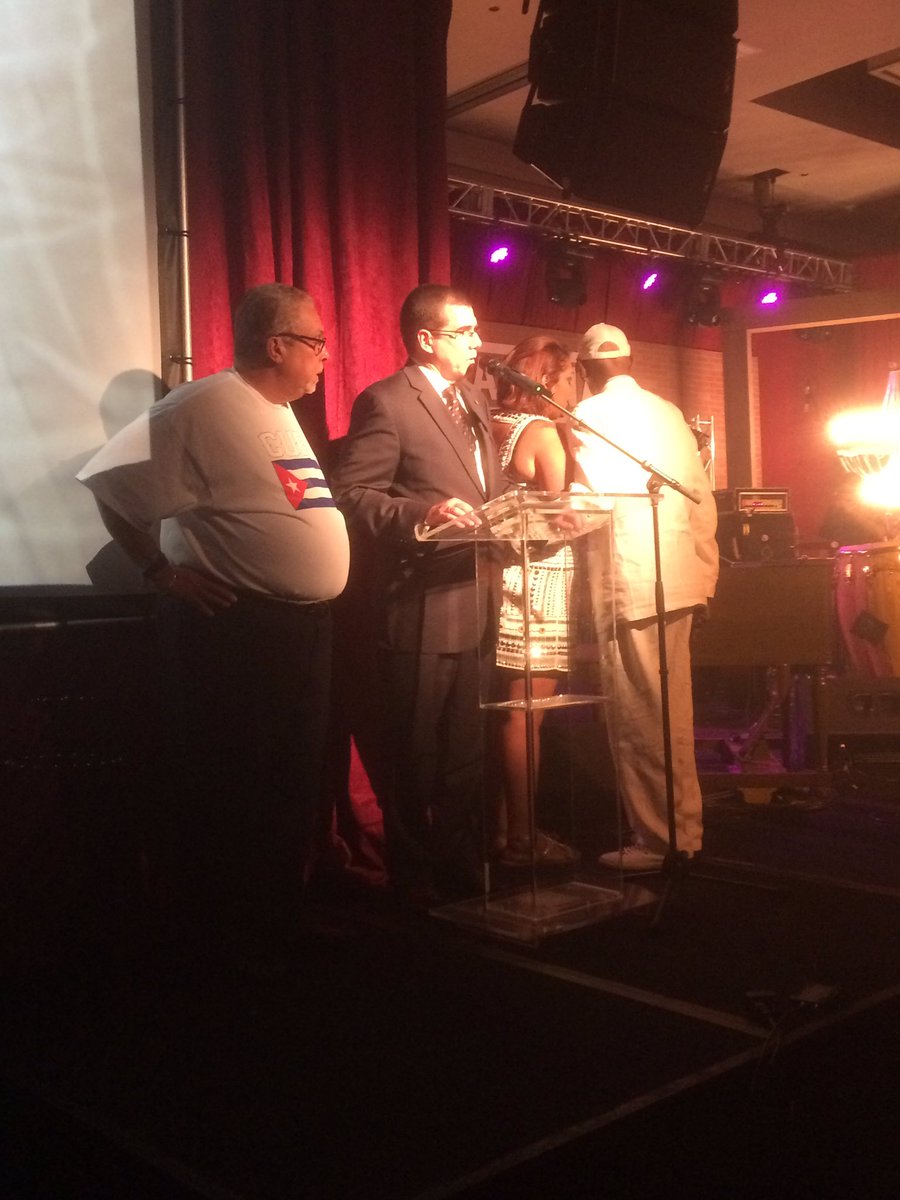 JoseRCabanas's tweet image. On behalf of our musicians and our officials thanks #NewOrleans for inviting #Cuba to the #JazzFest