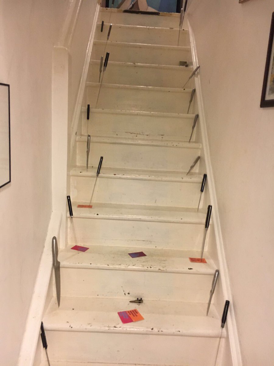 theipaper's tweet image. Next time you ask ‘why doesn’t she just leave?’ – remember this picture. trib.al/ROrK2uF